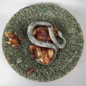 Large Mafra Majolica Palissy Toad and Snake Plate