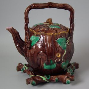 George Jones Majolica Bark & Ivy Tea Kettle And Stand