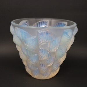 Rene Lalique Opalescent Glass Moissac Vase