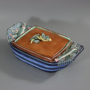 Wedgwood Majolica Sardinia Sardine Box