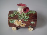 Minton Majolica mushroom on log dish & cover