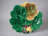 Majolica coloured leaves plate
