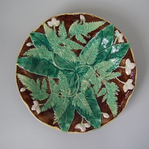 Majolica Fern Leaf and Flowers Plate