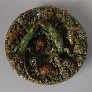 Palissy Majolica Lizard, Salamander, Tortoise & Toad Plate