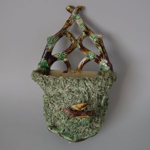 Majolica Palissy Bird and Lizard Wall Pocket
