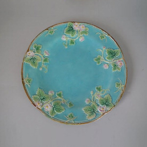 George Jones Majolica Strawberry Plate