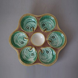 Small Wedgwood Majolica Escargot Plate