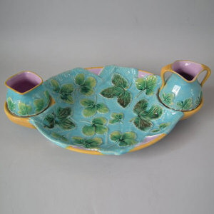 George Jones Majolica 3 piece strawberry set